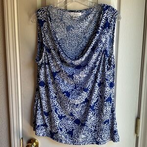 NWOT LIZ CLAIBORNE SLEEVELESS ROYAL BLUE & WHITE FLORAL PULLOVER BLOUSE SZ XL
